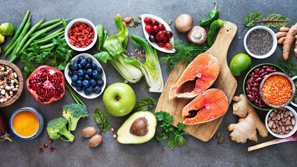 A variety of fruits, vegetables, beans, fish and whole grains.
